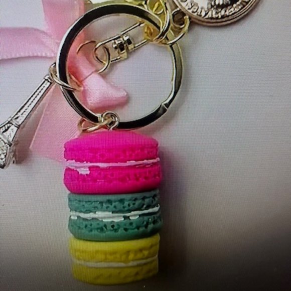 Macaron Rose Red Blue Keychain #350 - Picture 1 of 9